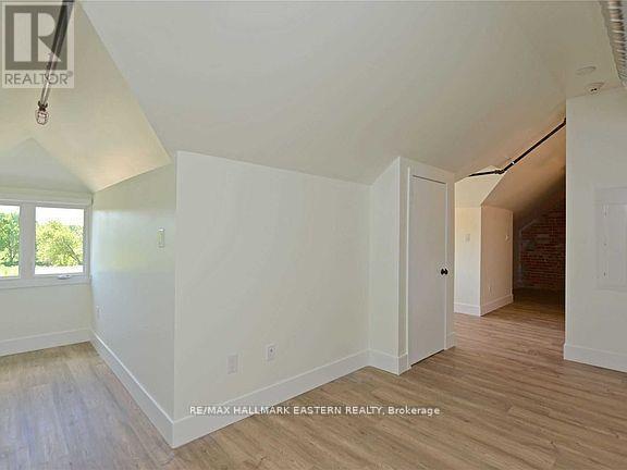 402 - 1354 Youngs Point Road, Selwyn, Ontario  K0L 2H0 - Photo 14 - X12139409