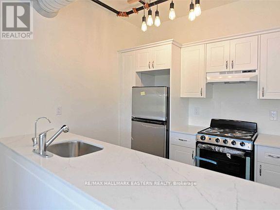 402 - 1354 Youngs Point Road, Selwyn, Ontario  K0L 2H0 - Photo 2 - X12139409