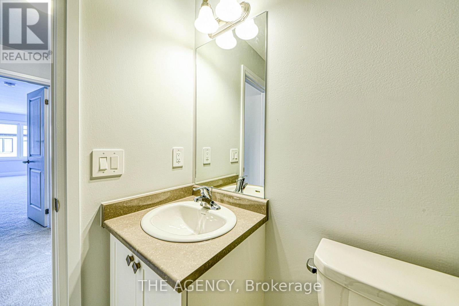 53 Butler Boulevard, Kawartha Lakes (Lindsay), Ontario  K9V 4R1 - Photo 21 - X12139340