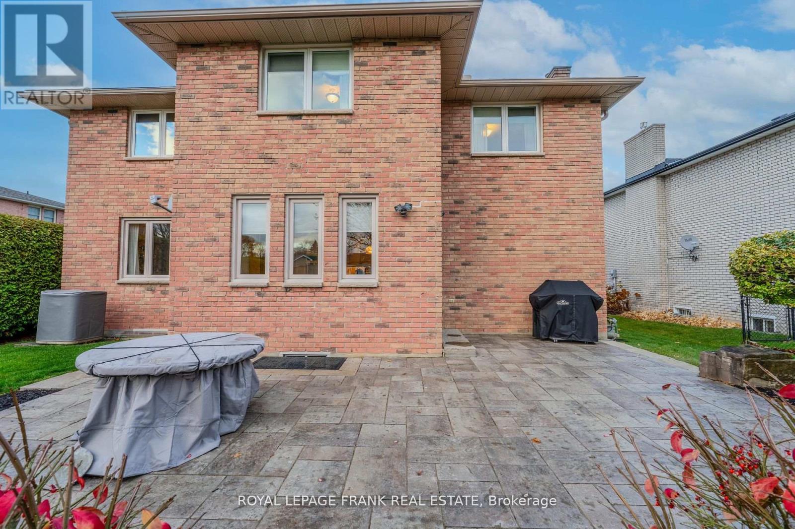 1 Dunsford Court, Kawartha Lakes (Lindsay), Ontario  K9V 5T3 - Photo 36 - X12139498