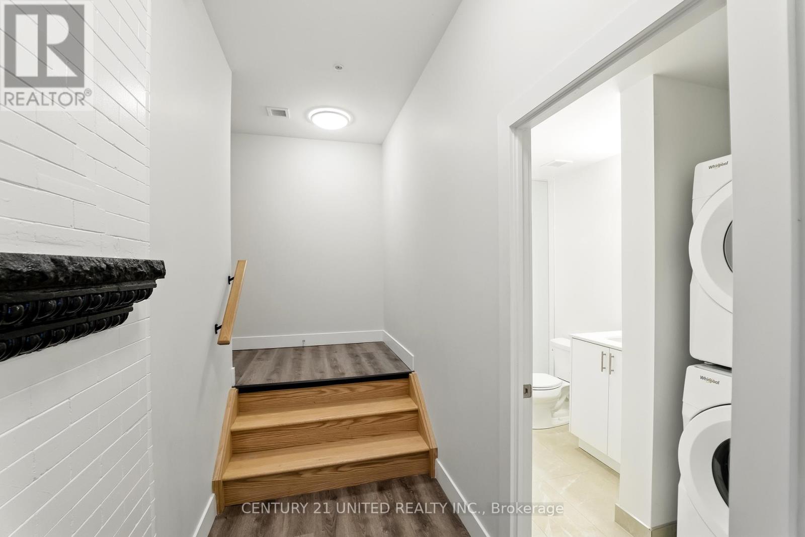 202 - 475 George Street N, Peterborough (Downtown), Ontario  K9J 3G6 - Photo 15 - X12139813