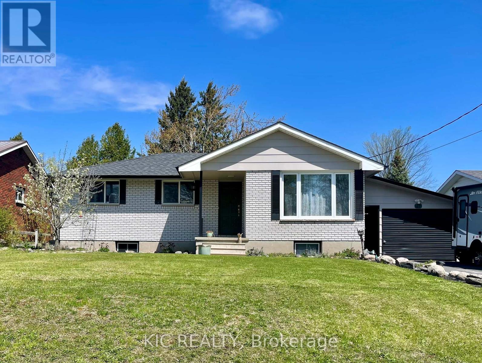 11 MCLEAN AVENUE, havelock-belmont-methuen (havelock), Ontario