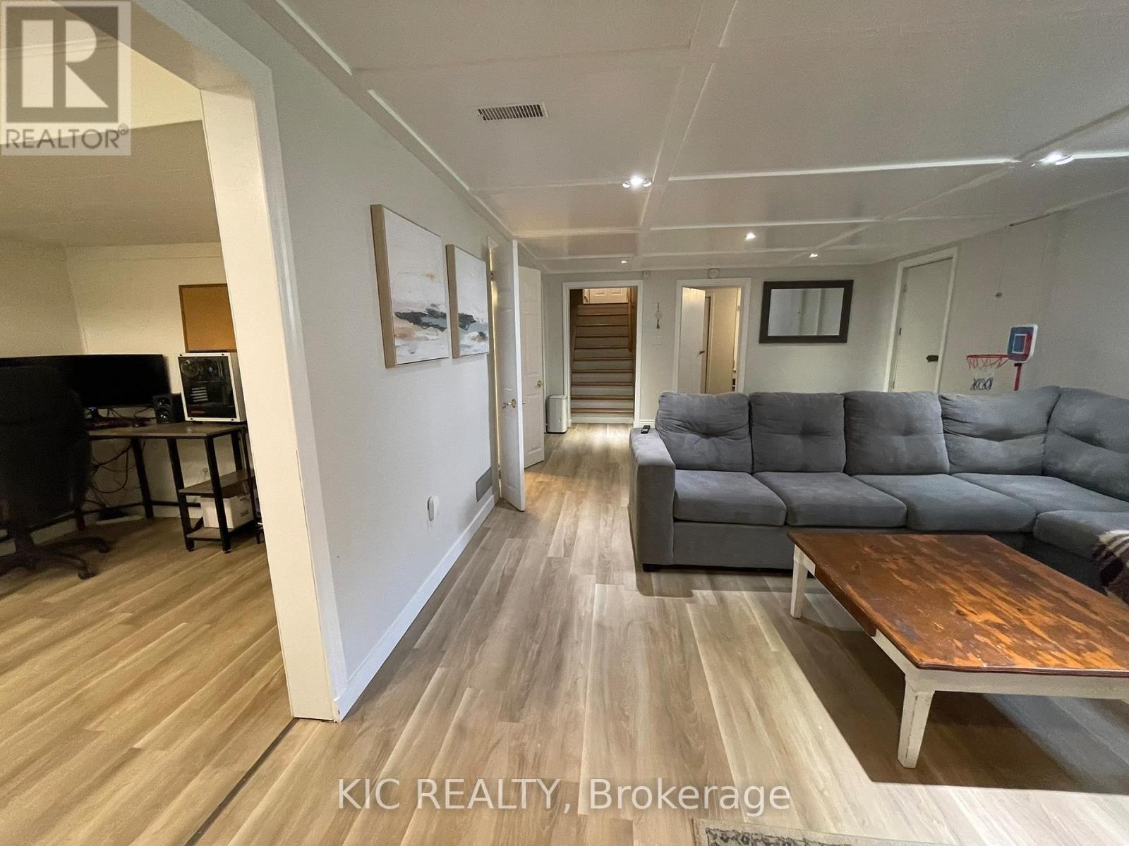 11 Mclean Avenue, Havelock-Belmont-Methuen (Havelock), Ontario  K0L 1Z0 - Photo 32 - X12140140