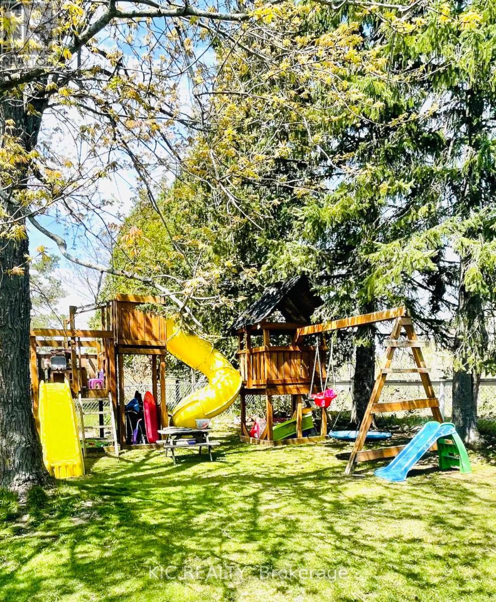 11 Mclean Avenue, Havelock-Belmont-Methuen (Havelock), Ontario  K0L 1Z0 - Photo 36 - X12140140