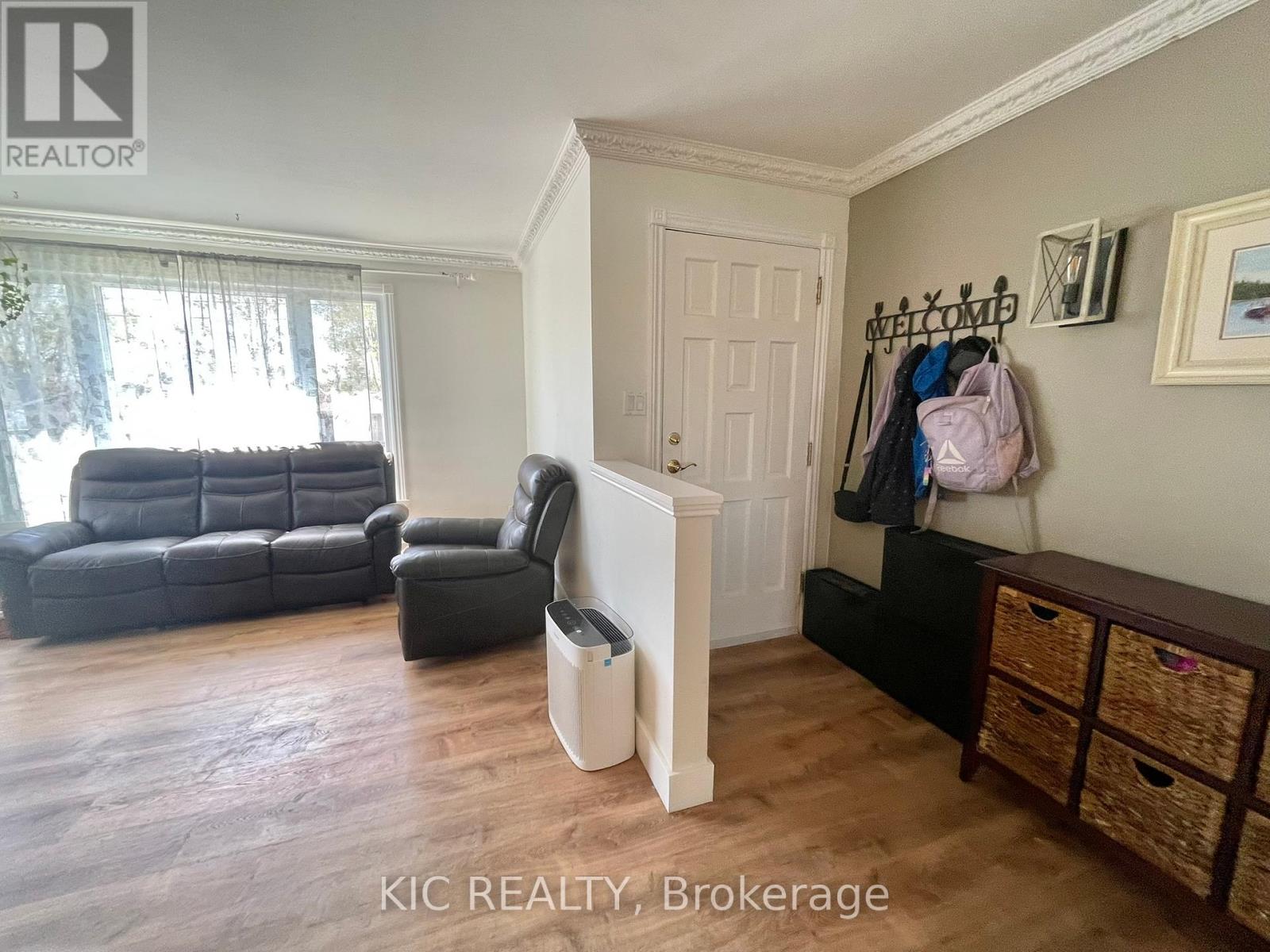 11 Mclean Avenue, Havelock-Belmont-Methuen (Havelock), Ontario  K0L 1Z0 - Photo 5 - X12140140