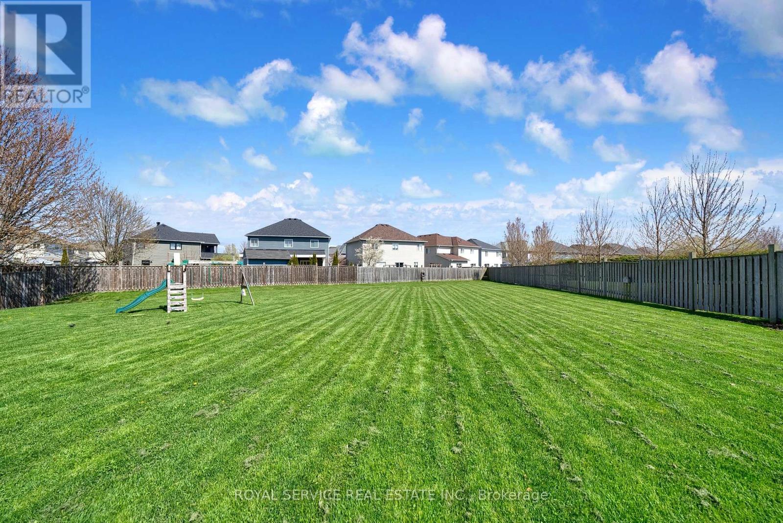 35 Alldread Crescent, Clarington (Newcastle), Ontario  L1B 0C2 - Photo 44 - E12140568