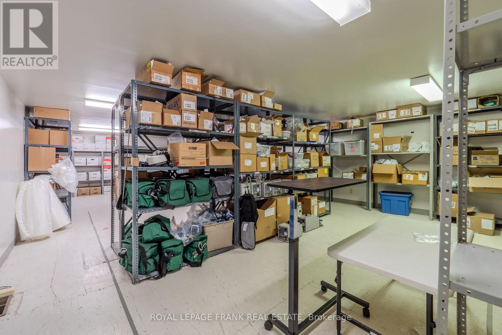 90 Mclaughlin Road, Kawartha Lakes (Lindsay), Ontario  K9V 6B5 - Photo 36 - X12140610