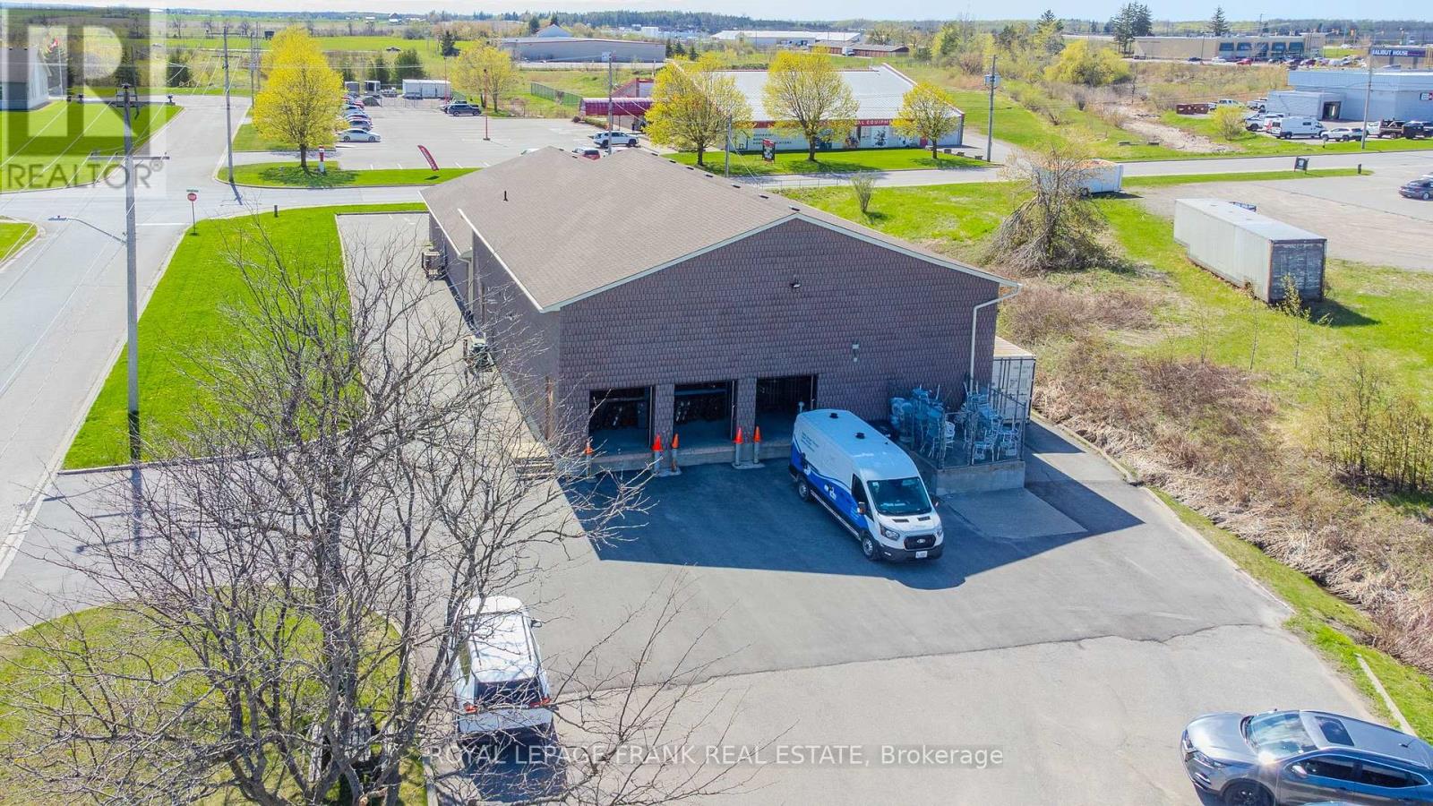 90 Mclaughlin Road, Kawartha Lakes (Lindsay), Ontario  K9V 6B5 - Photo 45 - X12140610