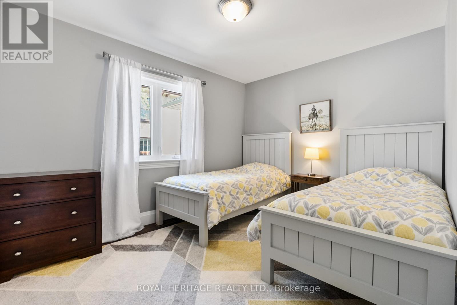 16 Regent Street, Kawartha Lakes (Lindsay), Ontario  K9V 3T7 - Photo 14 - X12140639