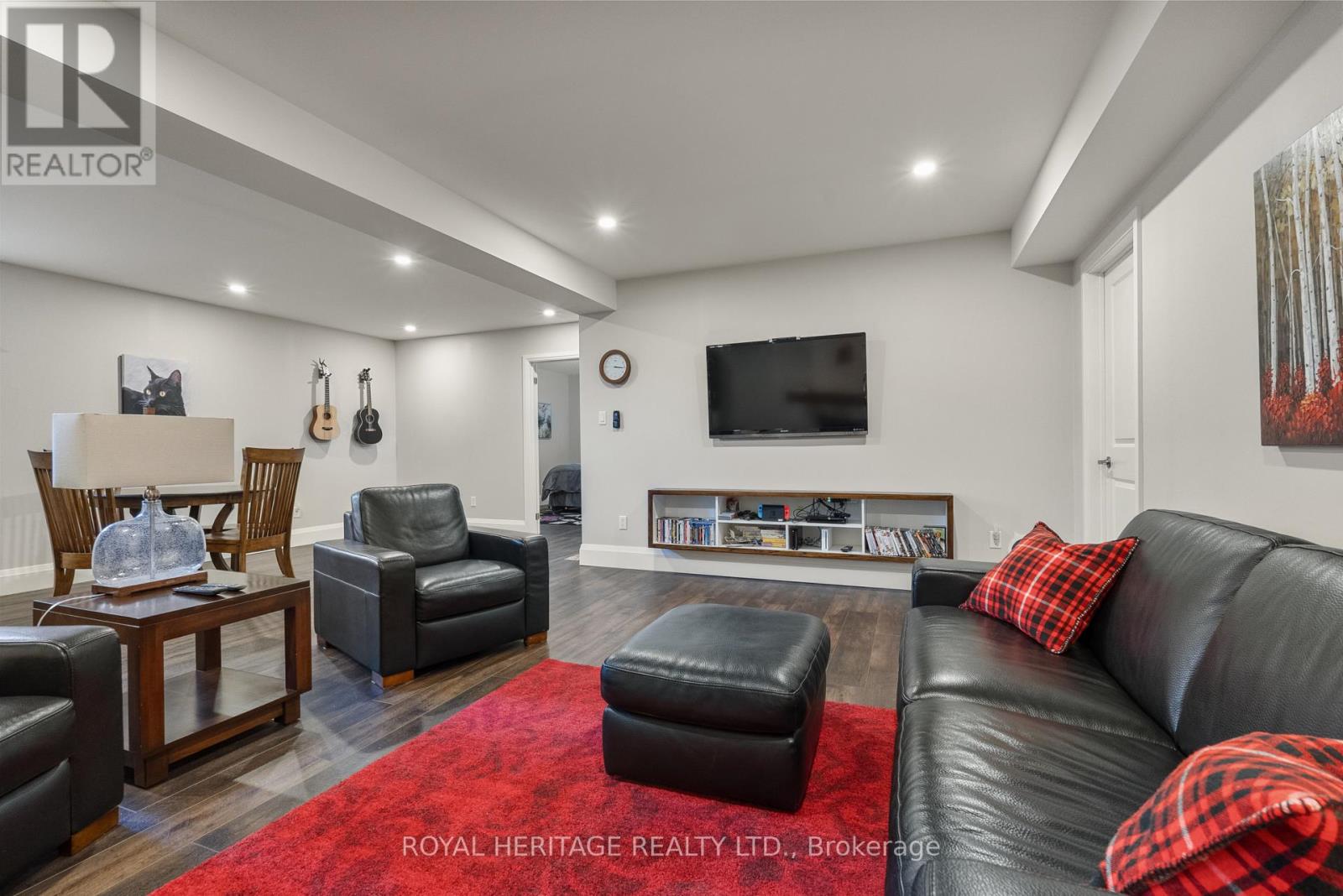 16 Regent Street, Kawartha Lakes (Lindsay), Ontario  K9V 3T7 - Photo 19 - X12140639