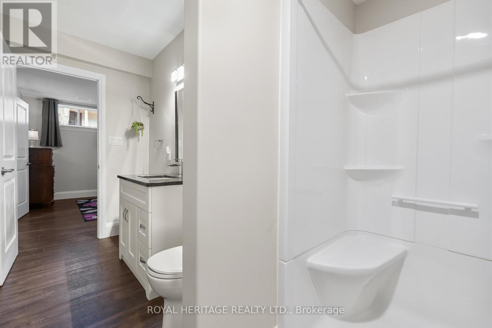 16 Regent Street, Kawartha Lakes (Lindsay), Ontario  K9V 3T7 - Photo 23 - X12140639