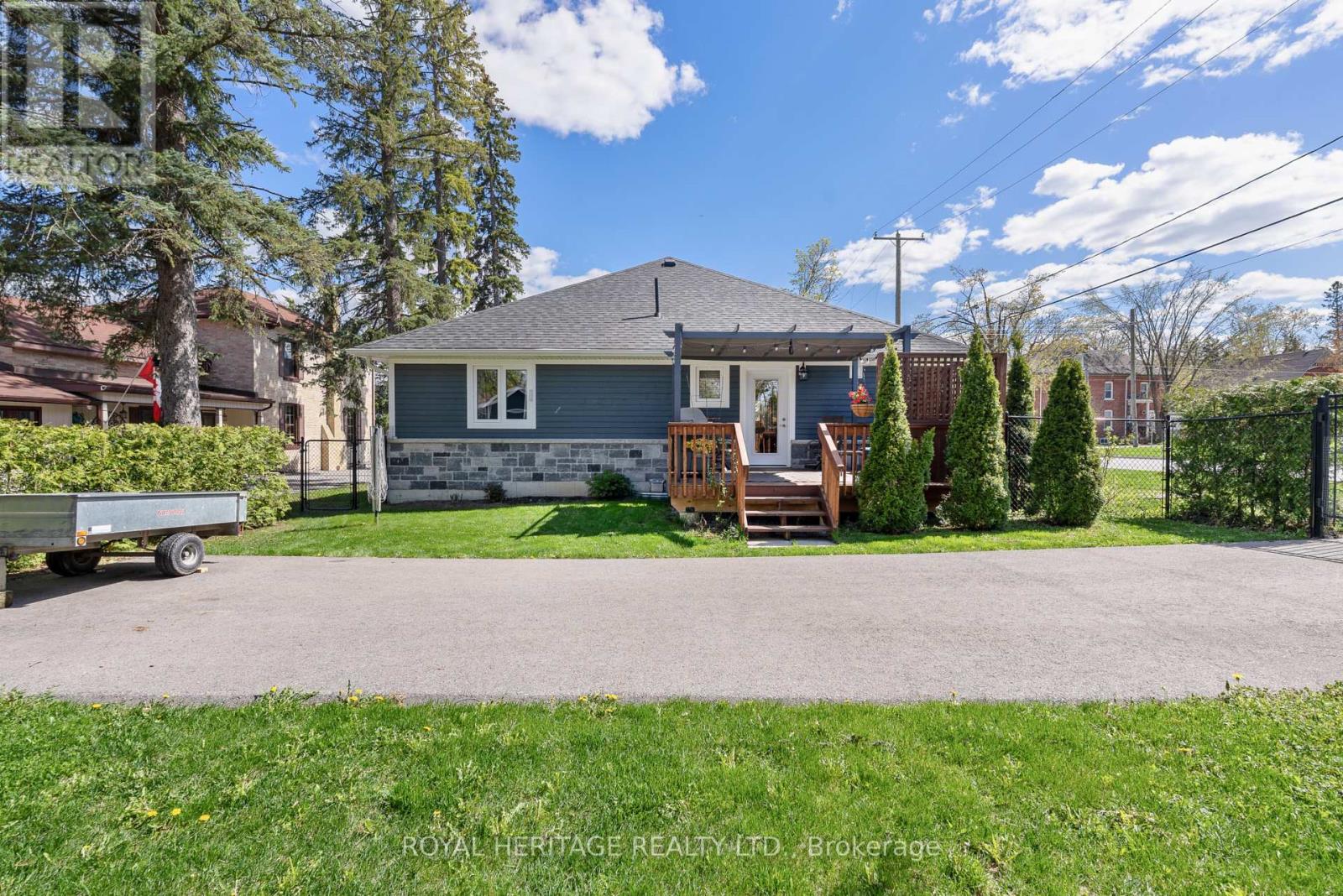 16 Regent Street, Kawartha Lakes (Lindsay), Ontario  K9V 3T7 - Photo 28 - X12140639