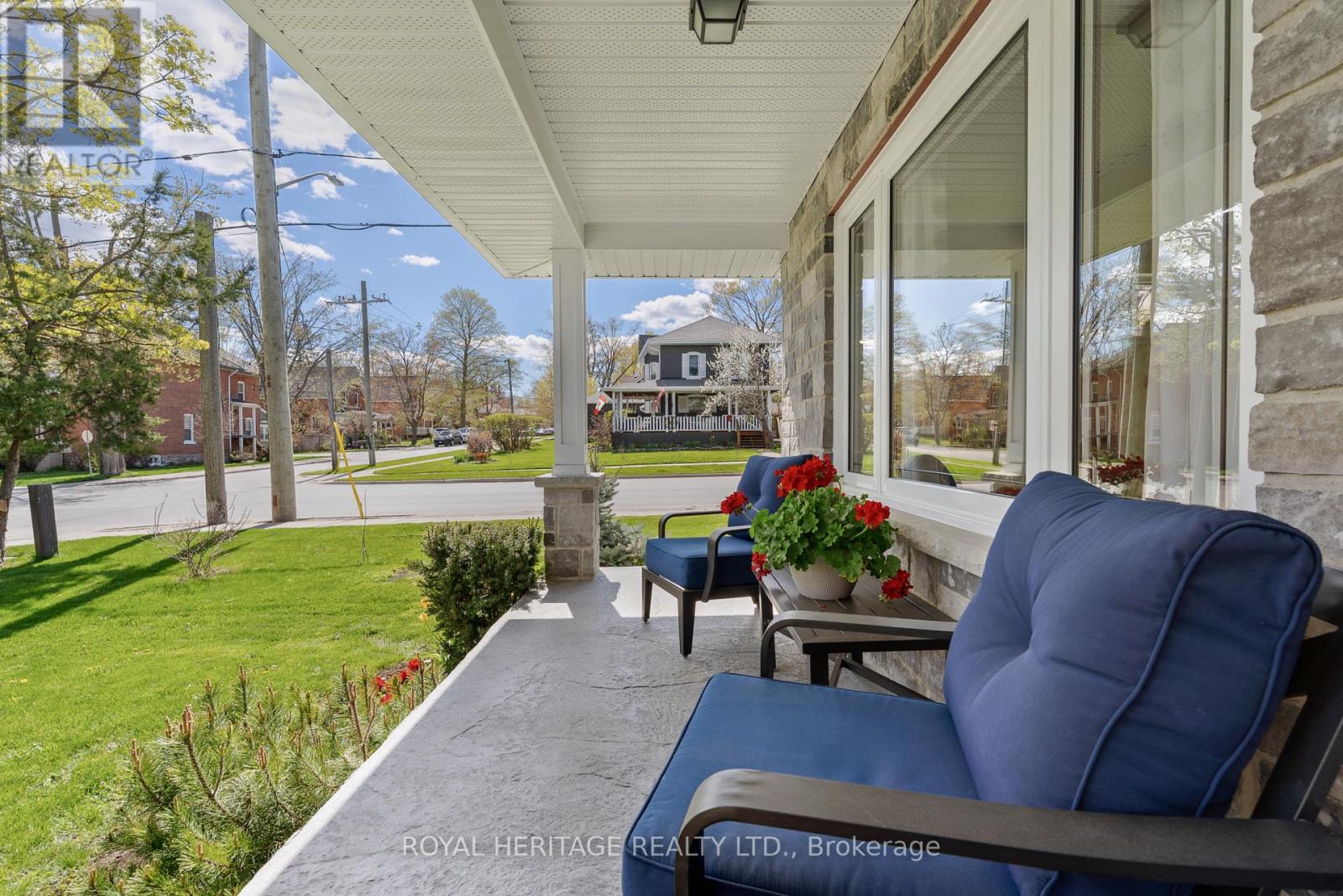 16 Regent Street, Kawartha Lakes (Lindsay), Ontario  K9V 3T7 - Photo 35 - X12140639