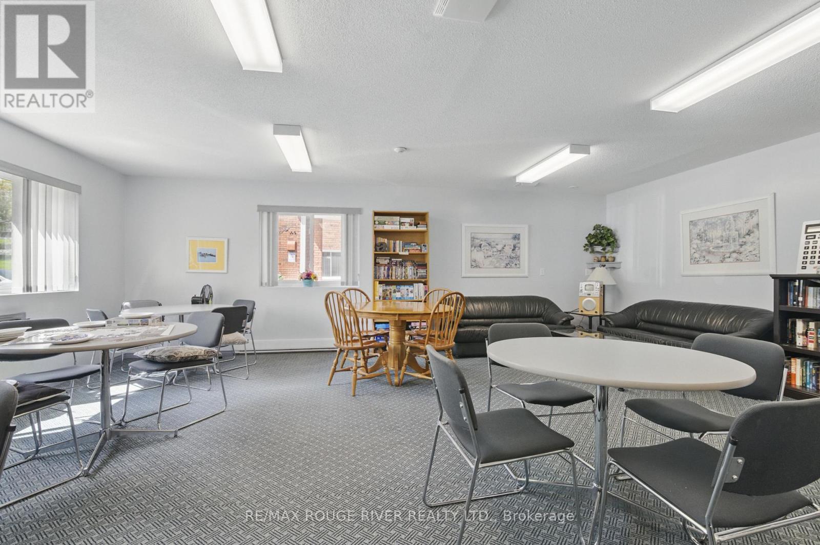 222 - 475 Parkhill Road W, Peterborough Central (North), Ontario  K9H 7M5 - Photo 41 - X12140598
