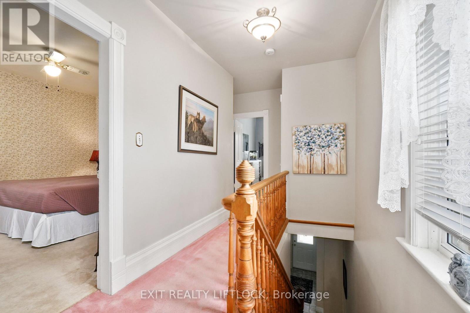 218 Lee Street, Peterborough North (South), Ontario  K9H 5N9 - Photo 23 - X12140850