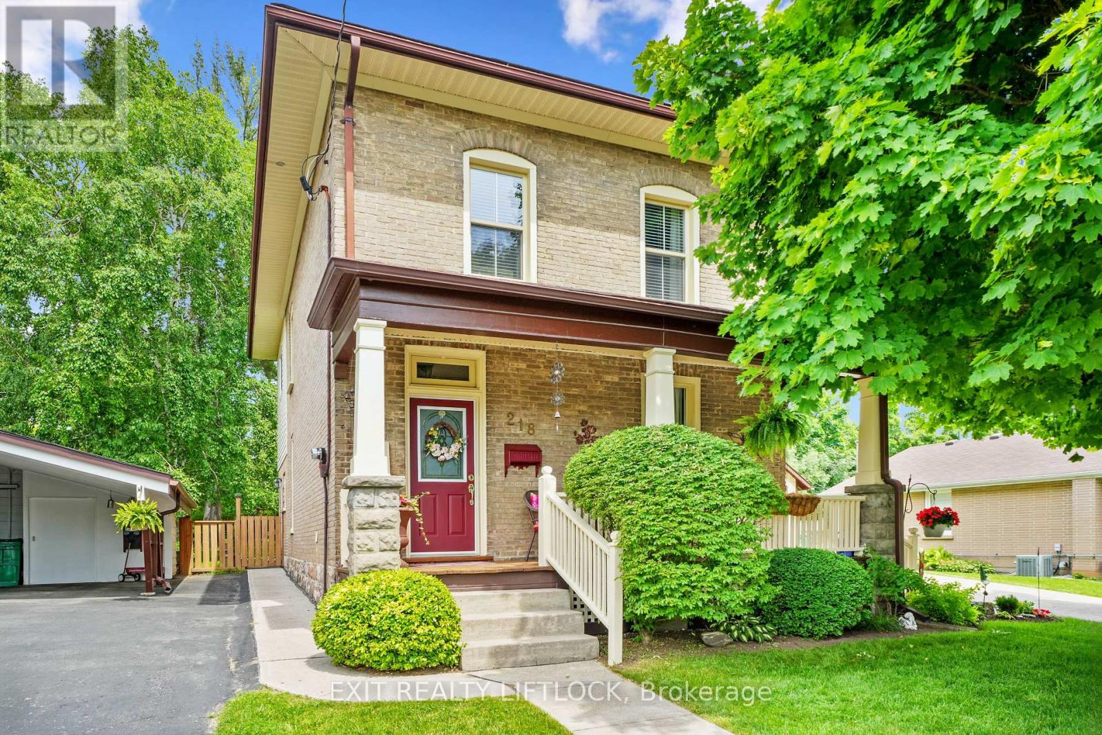 218 Lee Street, Peterborough North (South), Ontario  K9H 5N9 - Photo 3 - X12140850