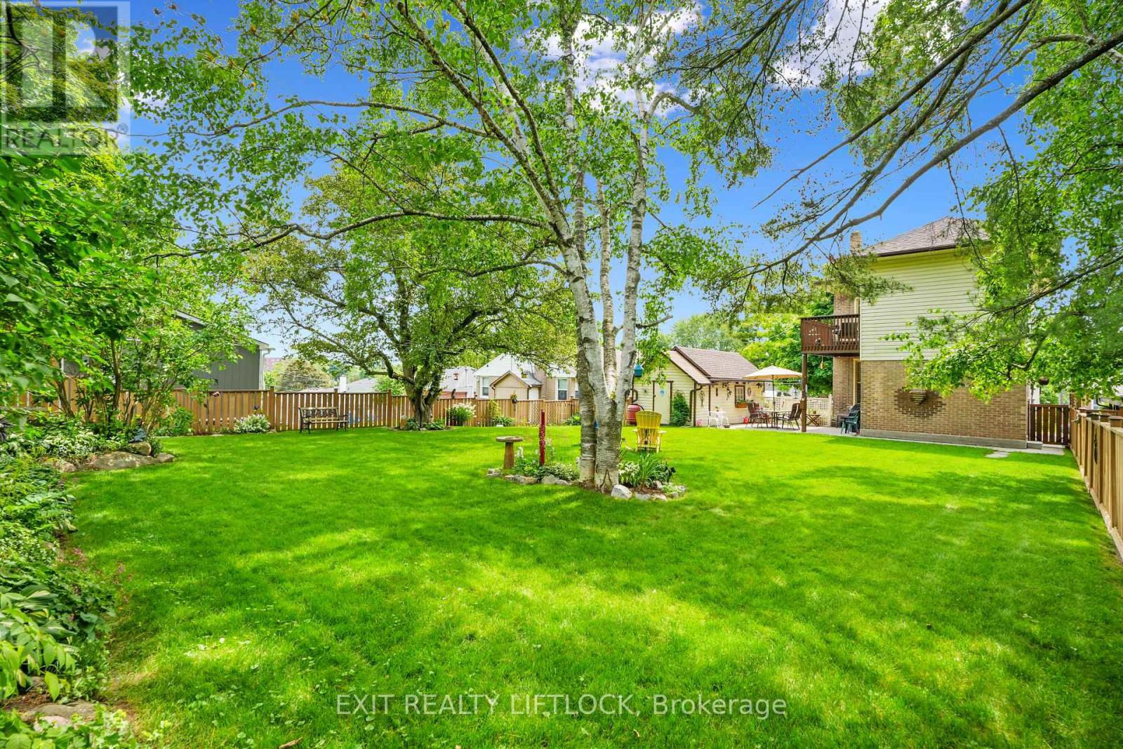 218 Lee Street, Peterborough North (South), Ontario  K9H 5N9 - Photo 37 - X12140850