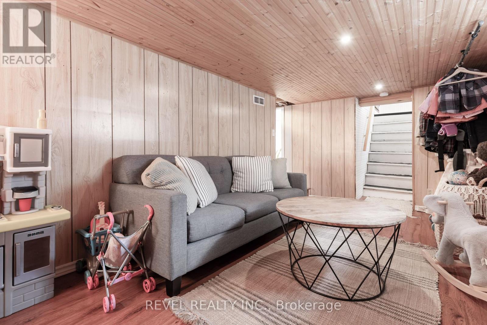 50.5 Regent Street, Kawartha Lakes (Lindsay), Ontario  K9V 3V2 - Photo 35 - X12140851