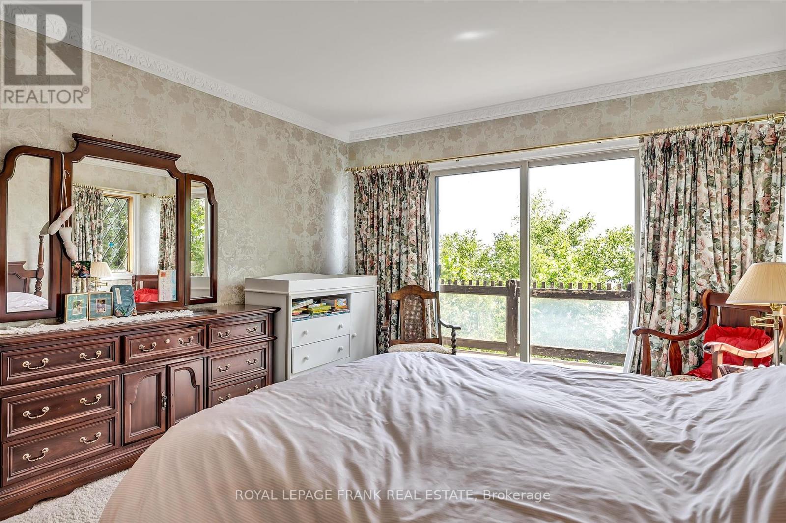 1194 Birchview Road, Douro-Dummer, Ontario  K0L 2H0 - Photo 24 - X12140865