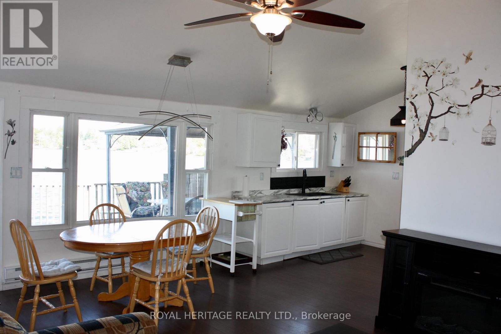 837 Fife's Bay Marina Lane, Selwyn, Ontario  K9J 6X3 - Photo 16 - X12140866