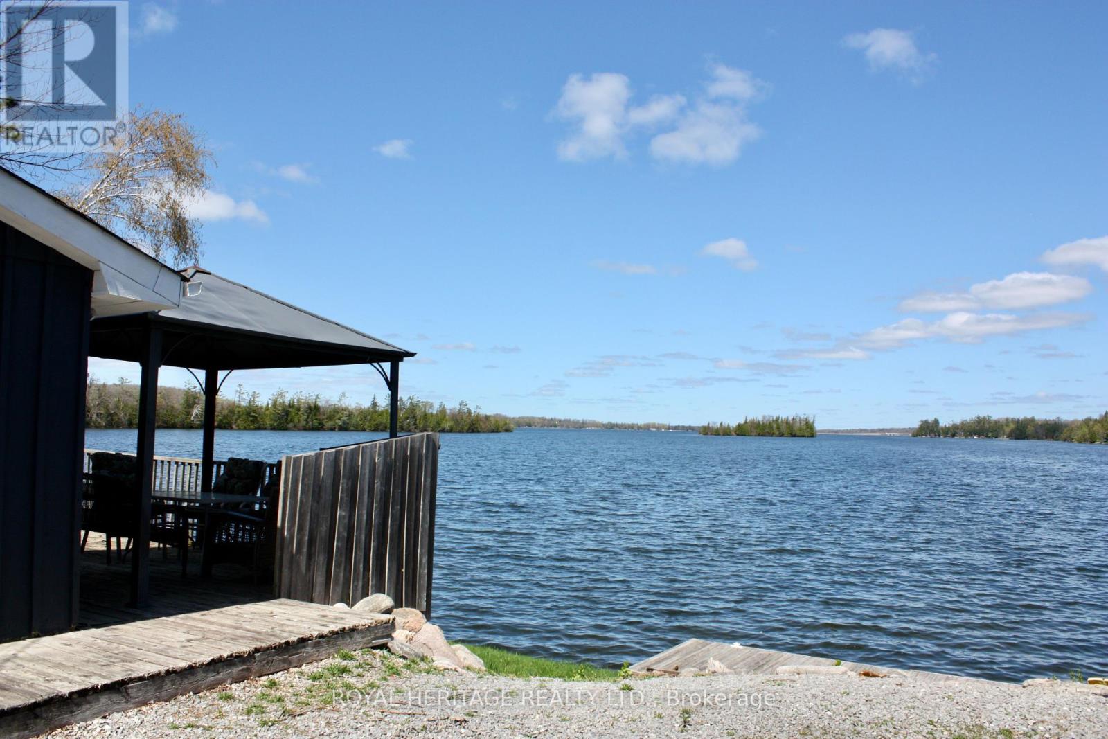 837 Fife's Bay Marina Lane, Selwyn, Ontario  K9J 6X3 - Photo 21 - X12140866