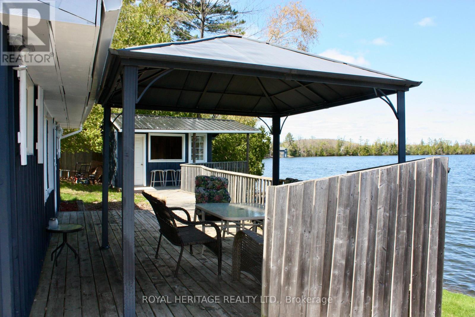 837 Fife's Bay Marina Lane, Selwyn, Ontario  K9J 6X3 - Photo 22 - X12140866