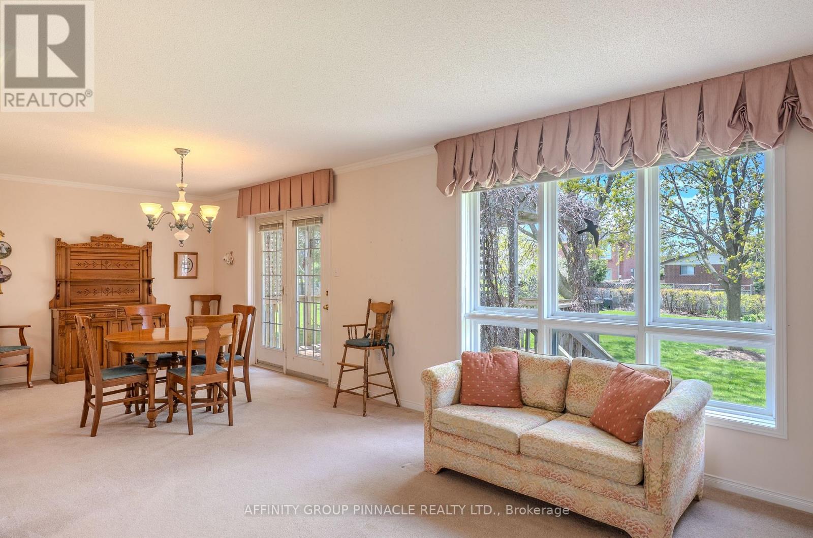 7 Whitney Court N, Kawartha Lakes (Lindsay), Ontario  K9V 6C4 - Photo 14 - X12141168