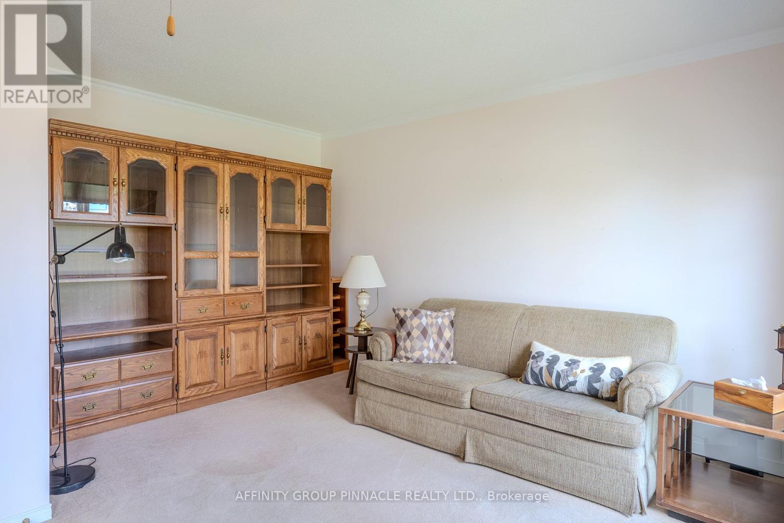 7 Whitney Court N, Kawartha Lakes (Lindsay), Ontario  K9V 6C4 - Photo 24 - X12141168