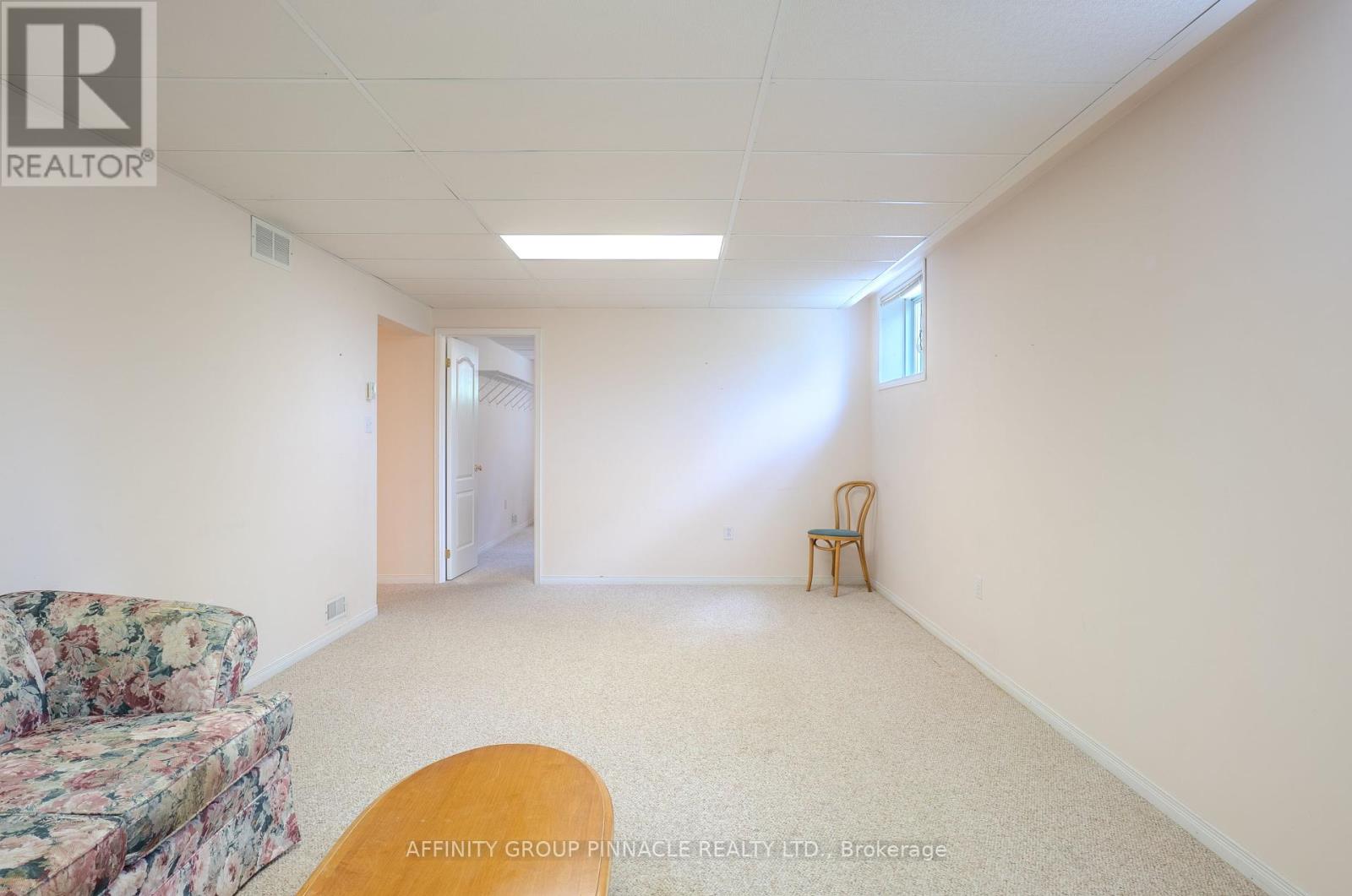 7 Whitney Court N, Kawartha Lakes (Lindsay), Ontario  K9V 6C4 - Photo 34 - X12141168