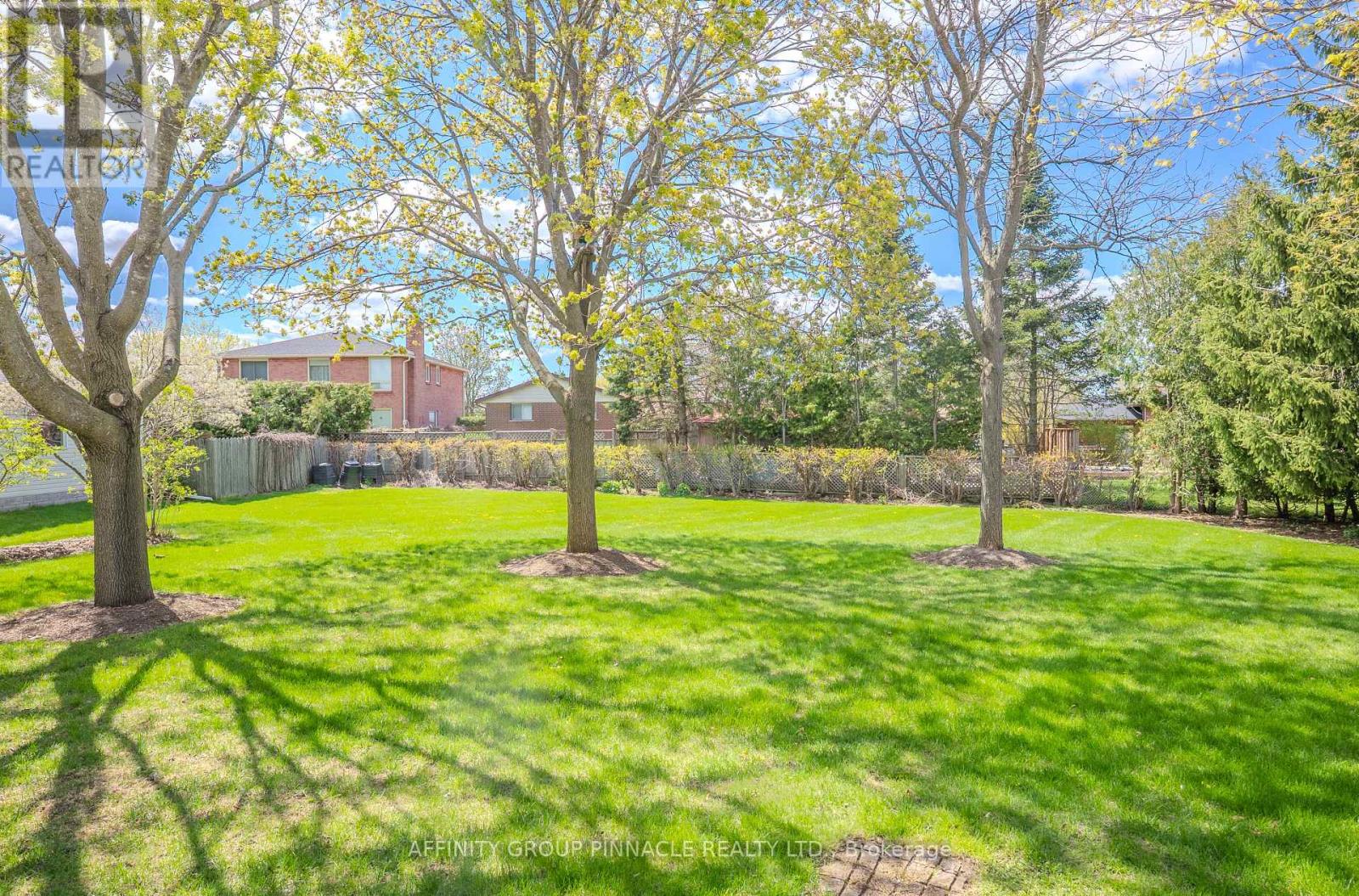 7 Whitney Court N, Kawartha Lakes (Lindsay), Ontario  K9V 6C4 - Photo 42 - X12141168