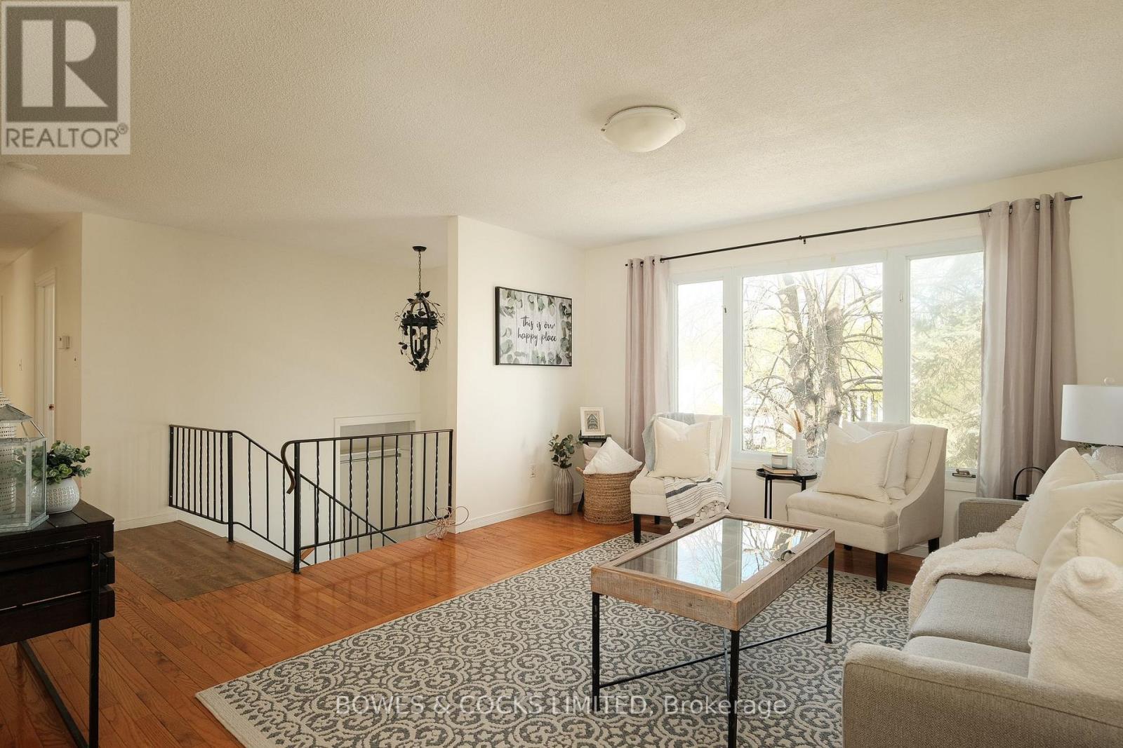 1712 Redwood Drive, Peterborough West (Central), Ontario  K9K 1M3 - Photo 13 - X12141200