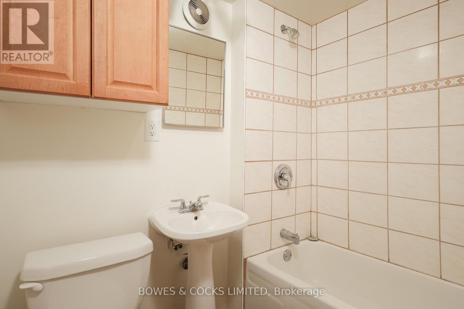 1712 Redwood Drive, Peterborough West (Central), Ontario  K9K 1M3 - Photo 26 - X12141200