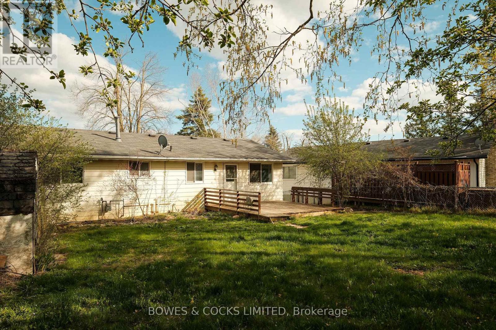 1712 Redwood Drive, Peterborough West (Central), Ontario  K9K 1M3 - Photo 32 - X12141200
