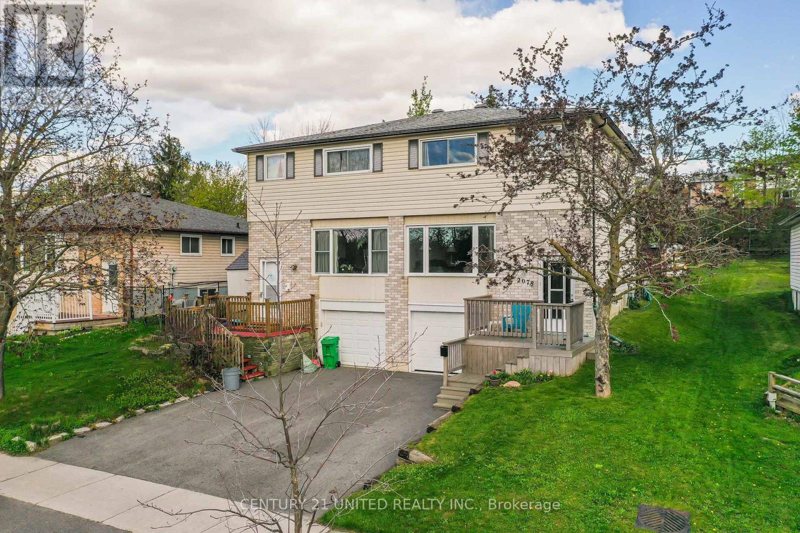2078 WALKER AVENUE, peterborough east (south), Ontario
