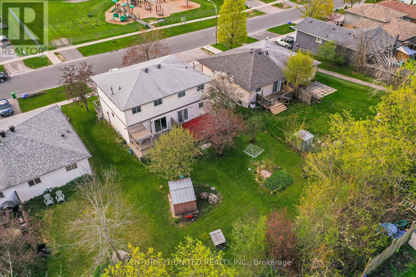 2078 Walker Avenue, Peterborough East (South), Ontario  K9L 1S1 - Photo 25 - X12141261