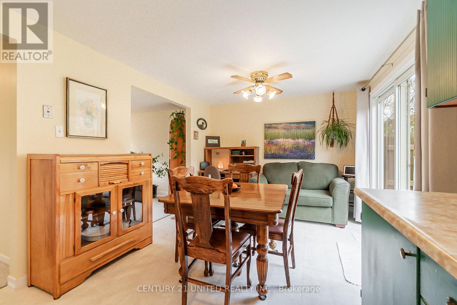 2078 Walker Avenue, Peterborough East (South), Ontario  K9L 1S1 - Photo 9 - X12141261