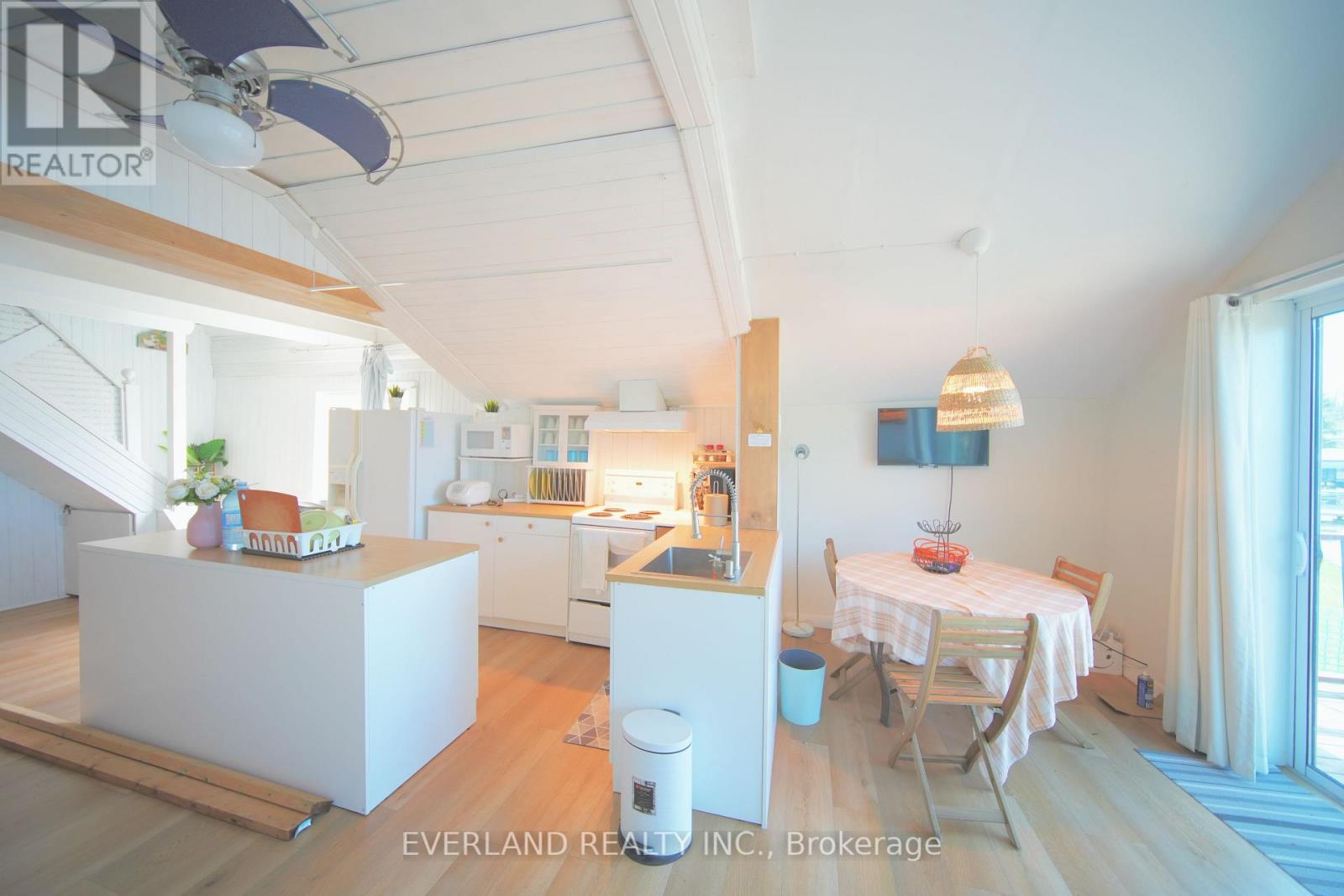 120 - 5308 Rice Lake Scenic Drive, Hamilton Township, Ontario  K0L 1E0 - Photo 8 - X12141479