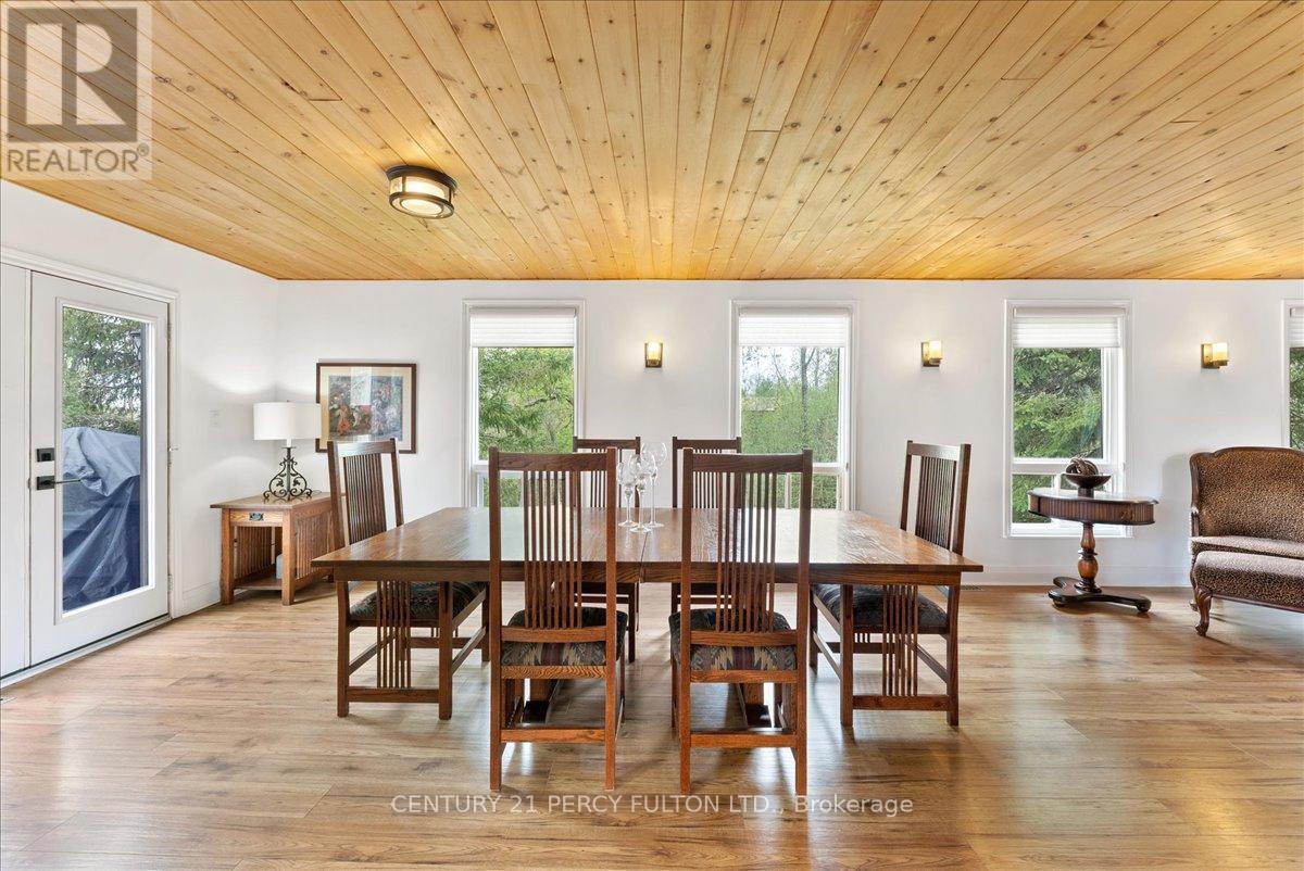 285 Hillside Drive, Trent Hills (Campbellford), Ontario  K0L 1L0 - Photo 14 - X12141546