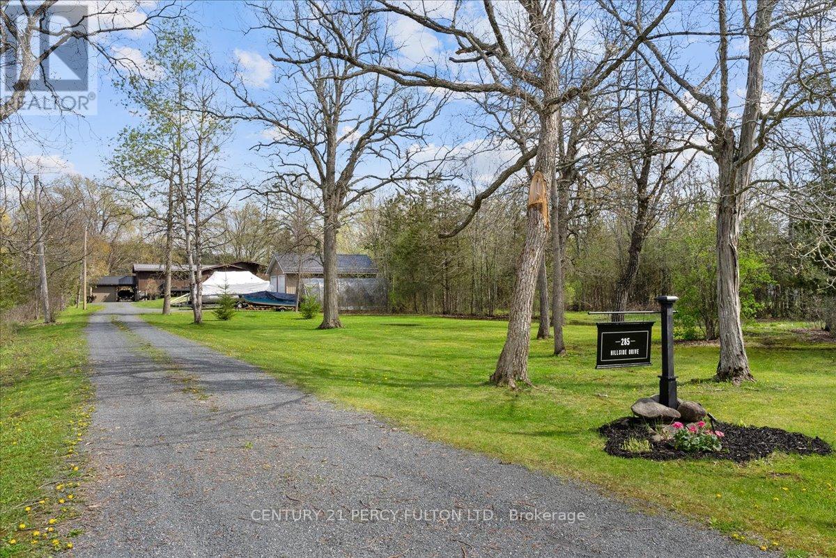 285 Hillside Drive, Trent Hills (Campbellford), Ontario  K0L 1L0 - Photo 2 - X12141546