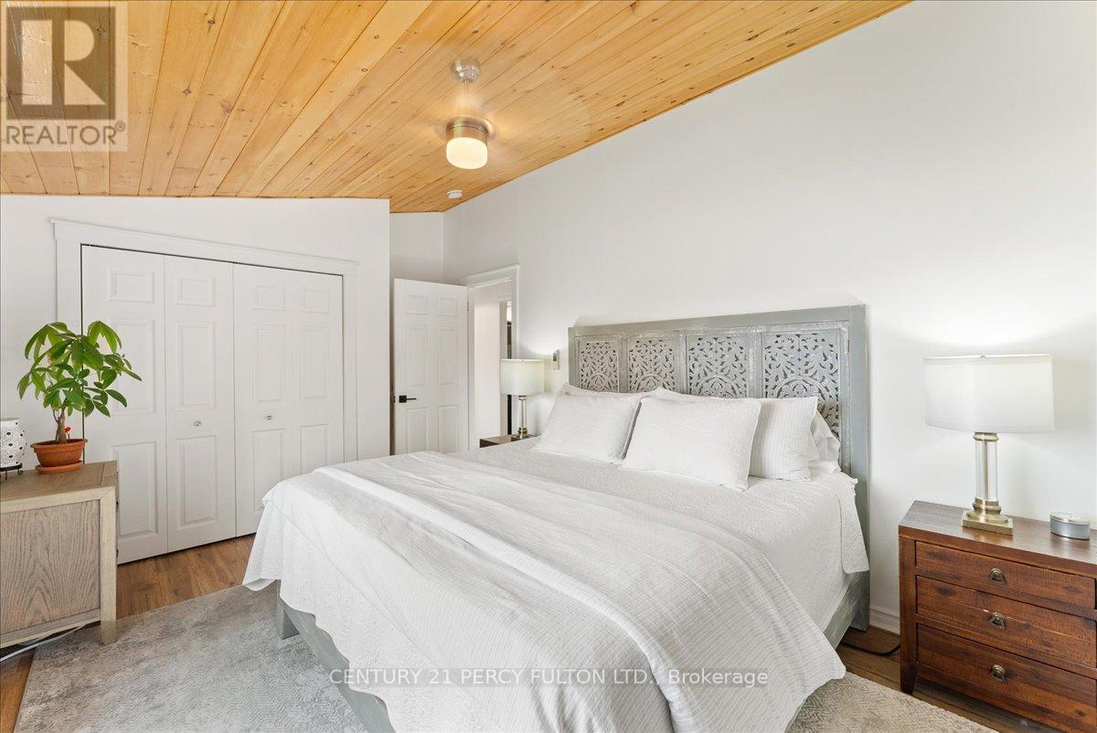 285 Hillside Drive, Trent Hills (Campbellford), Ontario  K0L 1L0 - Photo 22 - X12141546