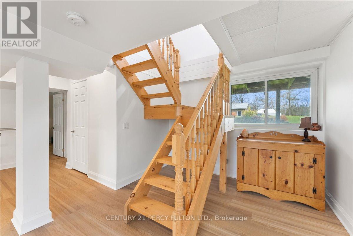 285 Hillside Drive, Trent Hills (Campbellford), Ontario  K0L 1L0 - Photo 32 - X12141546