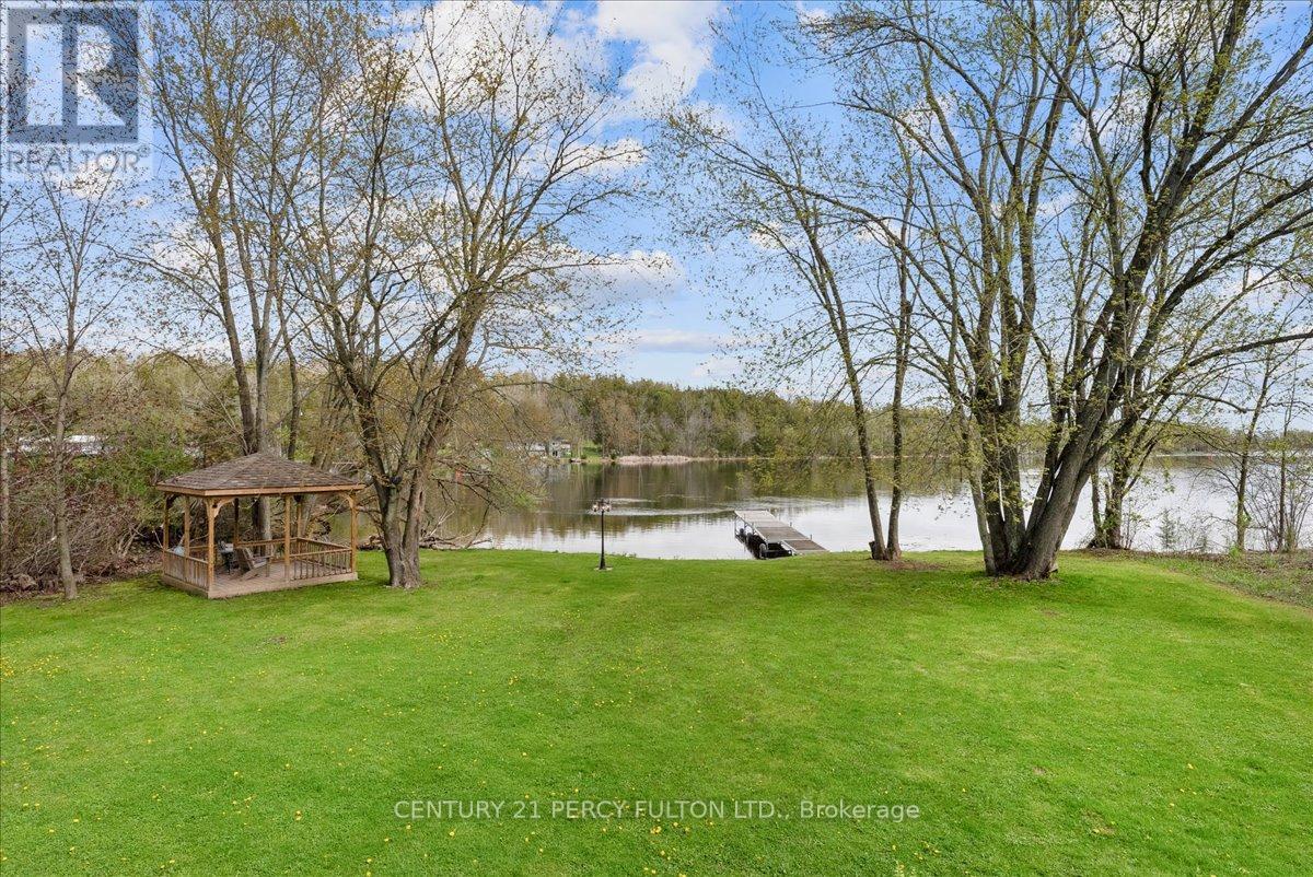 285 Hillside Drive, Trent Hills (Campbellford), Ontario  K0L 1L0 - Photo 41 - X12141546