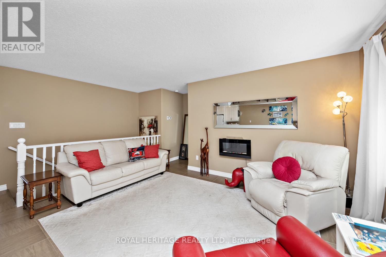 162 - 301 Carnegie Avenue, Peterborough North (University Heights), Ontario  K9L 0G1 - Photo 12 - X12142006