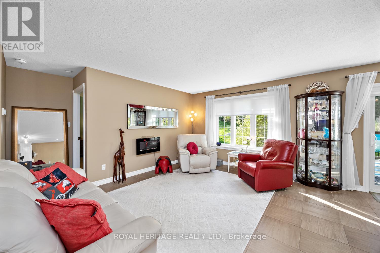 162 - 301 Carnegie Avenue, Peterborough North (University Heights), Ontario  K9L 0G1 - Photo 13 - X12142006