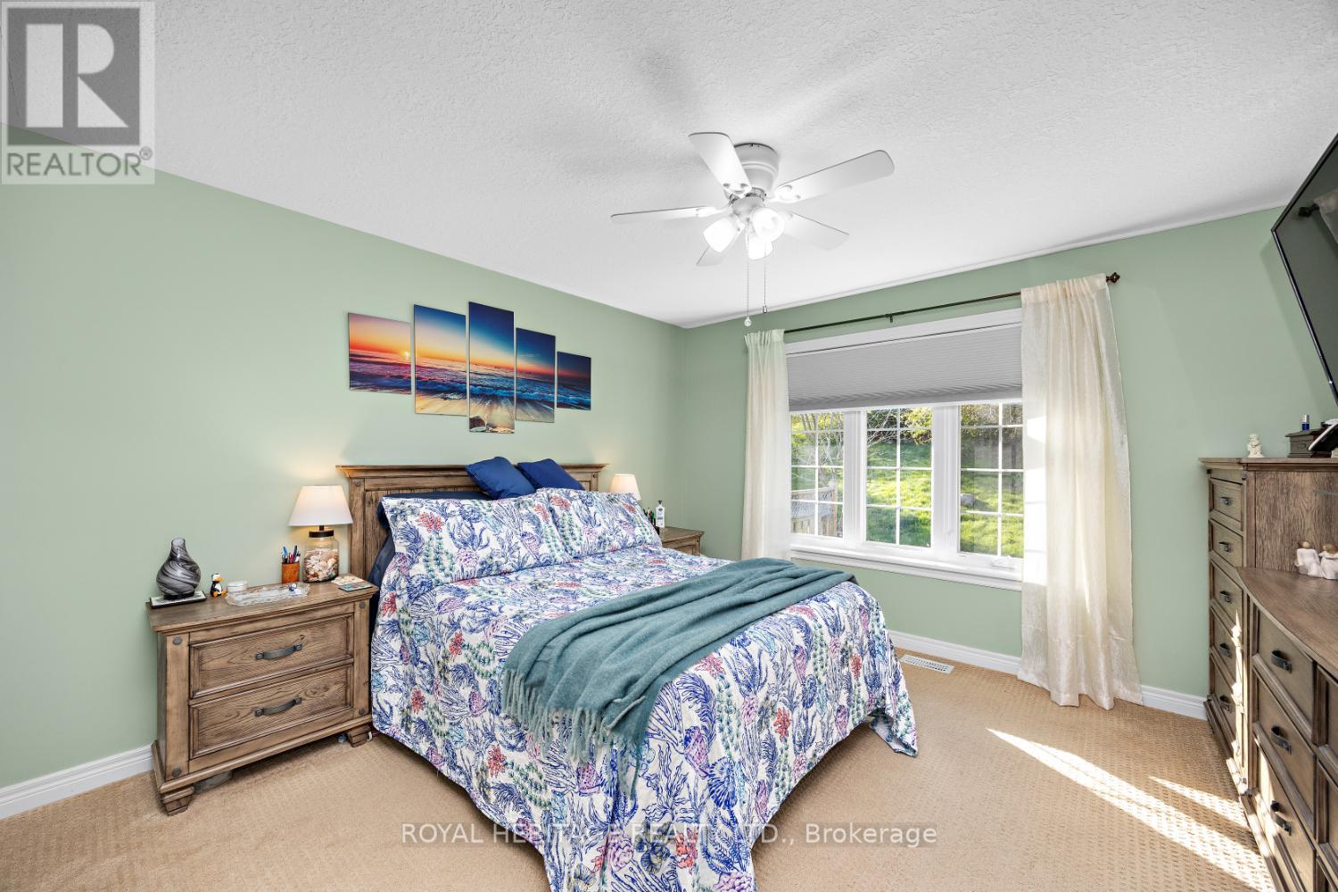 162 - 301 Carnegie Avenue, Peterborough North (University Heights), Ontario  K9L 0G1 - Photo 17 - X12142006