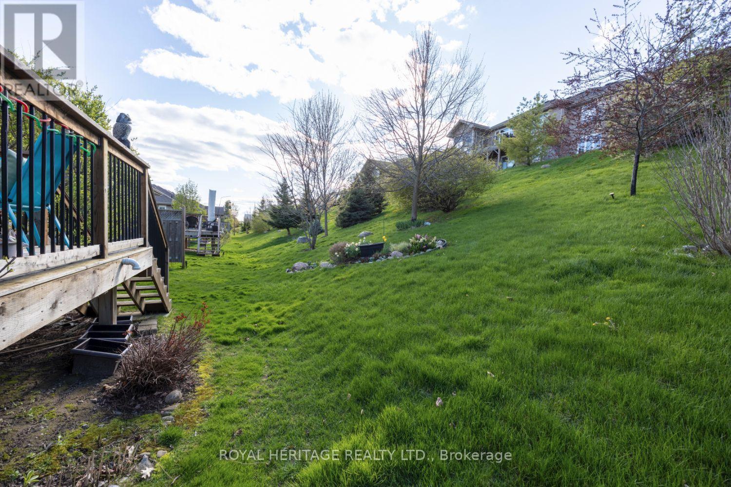 162 - 301 Carnegie Avenue, Peterborough North (University Heights), Ontario  K9L 0G1 - Photo 29 - X12142006