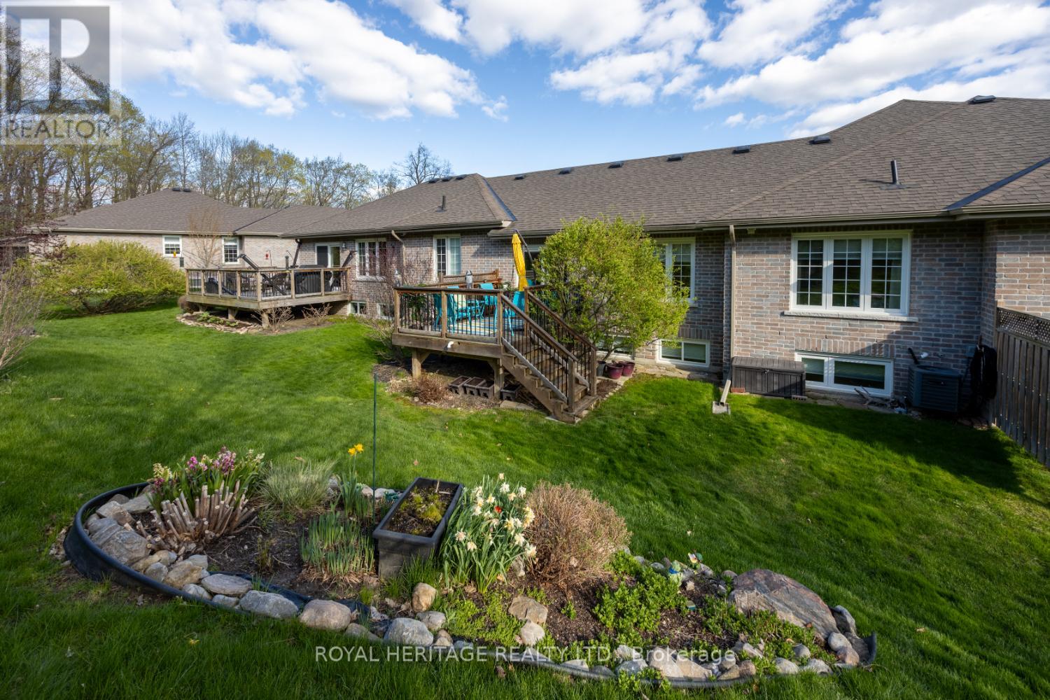 162 - 301 Carnegie Avenue, Peterborough North (University Heights), Ontario  K9L 0G1 - Photo 34 - X12142006