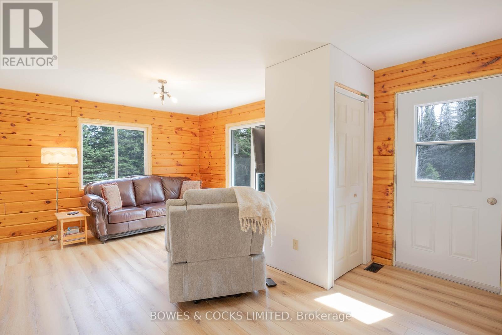 146 Rusaw Road, North Kawartha, Ontario  K0L 1A0 - Photo 8 - X12142213