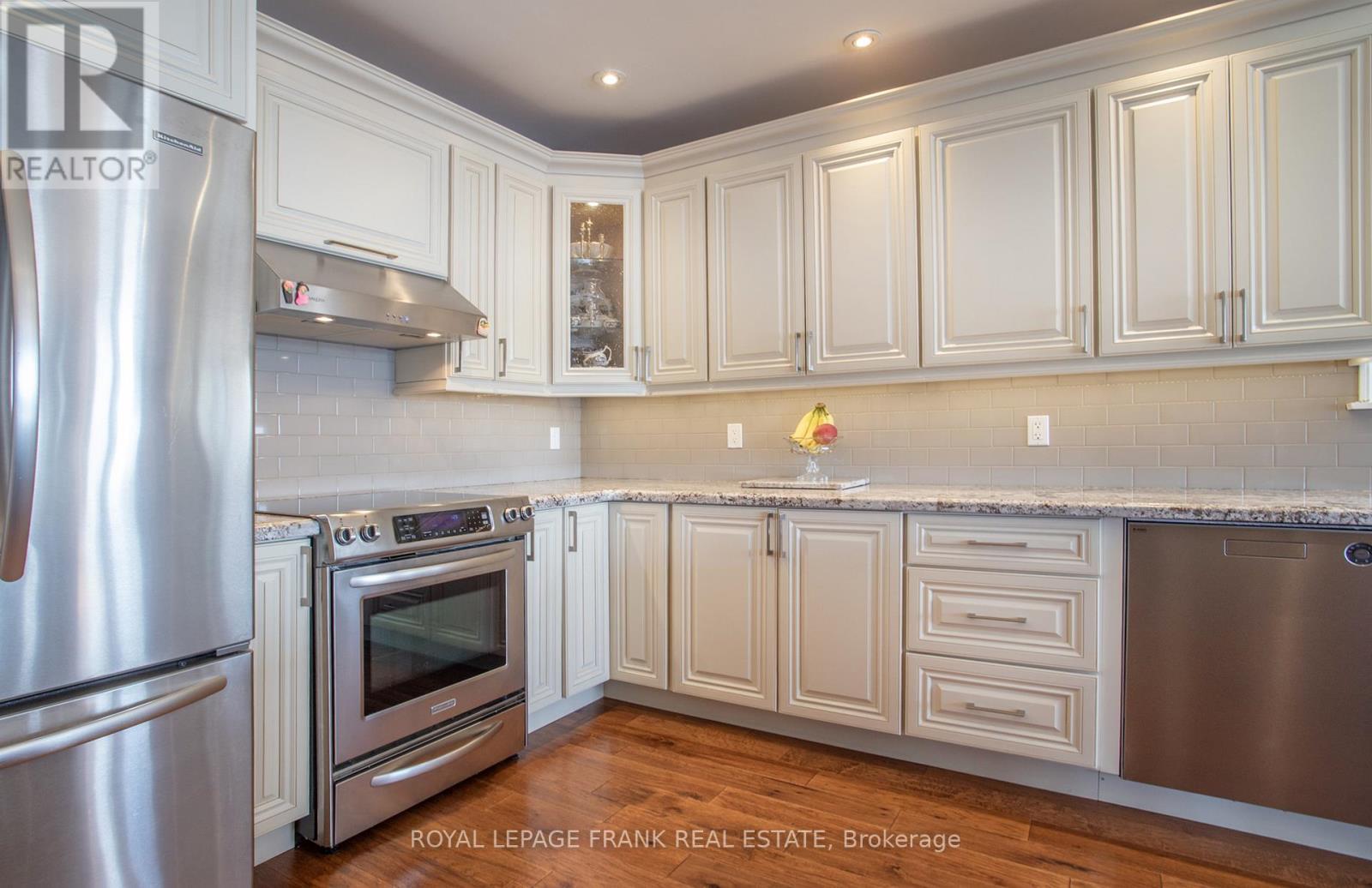 11 Edgewater Drive, Selwyn, Ontario  K0L 1T0 - Photo 22 - X12142702