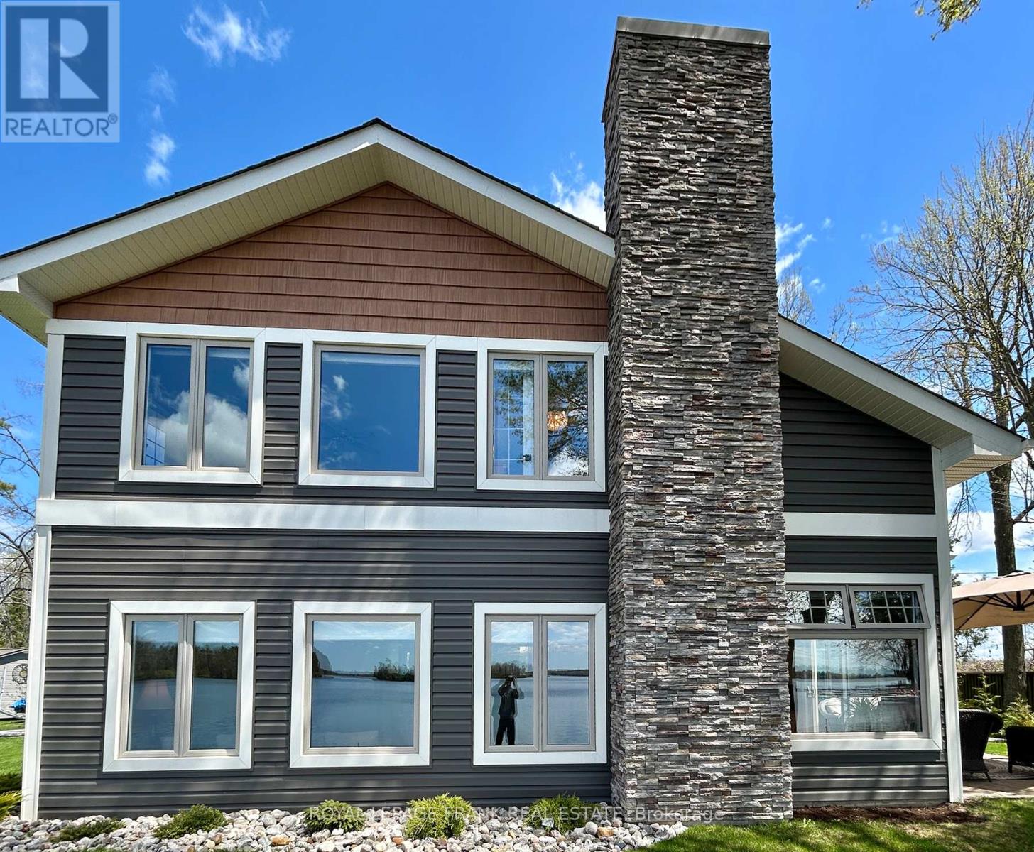 11 Edgewater Drive, Selwyn, Ontario  K0L 1T0 - Photo 6 - X12142702